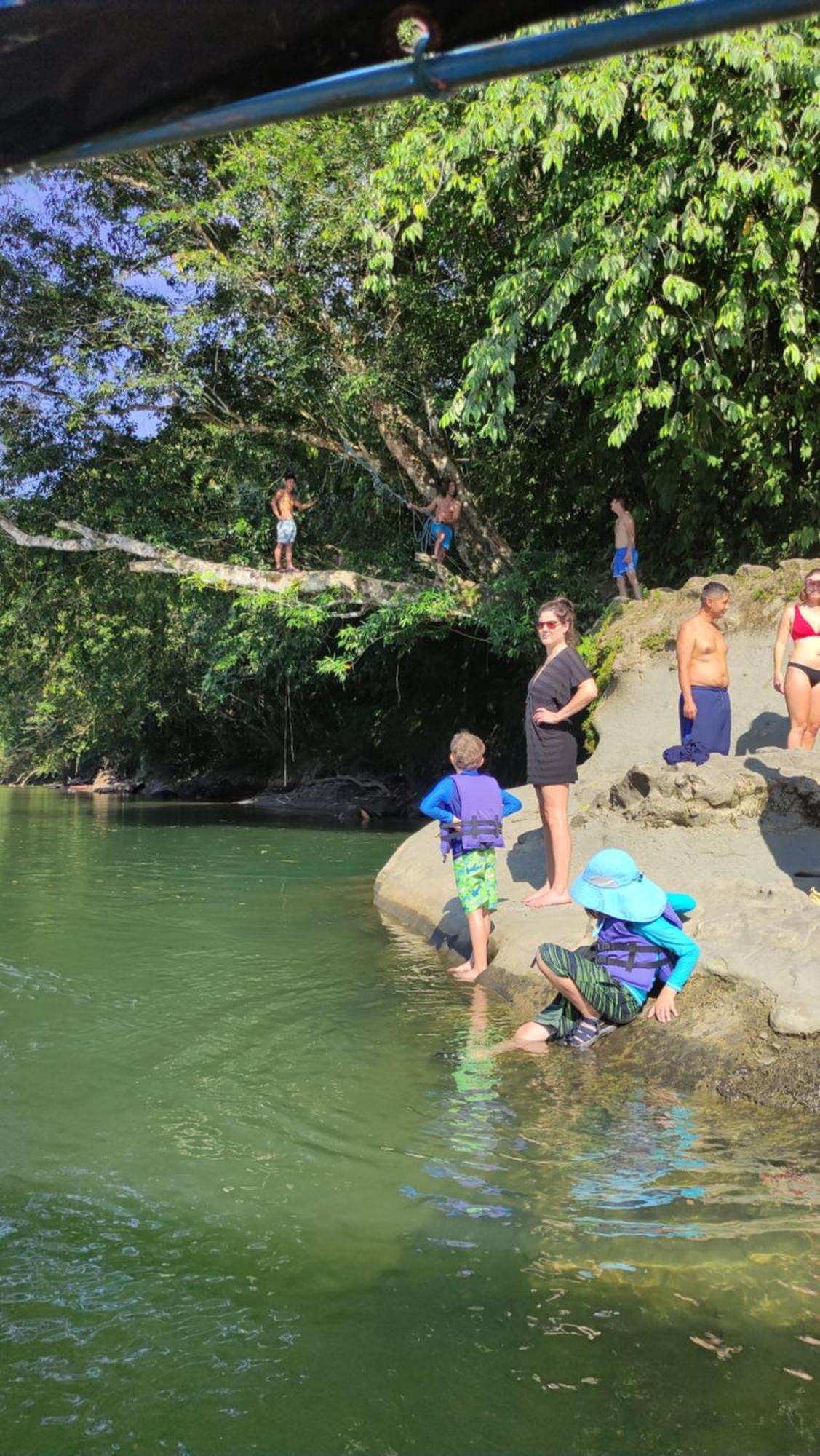 Gaia Amazon Eco Lodge Ahuano Eksteriør billede
